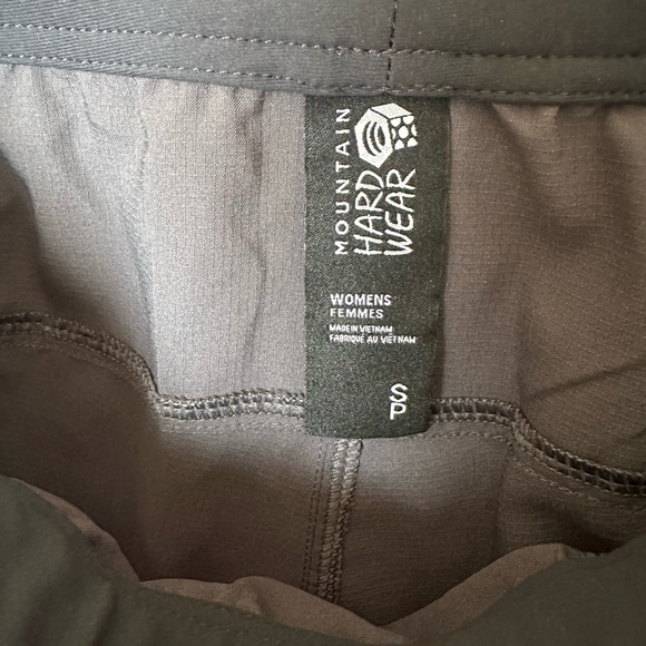 Mountain Hardware Trail Sender Shorts - Picture 3 of 10